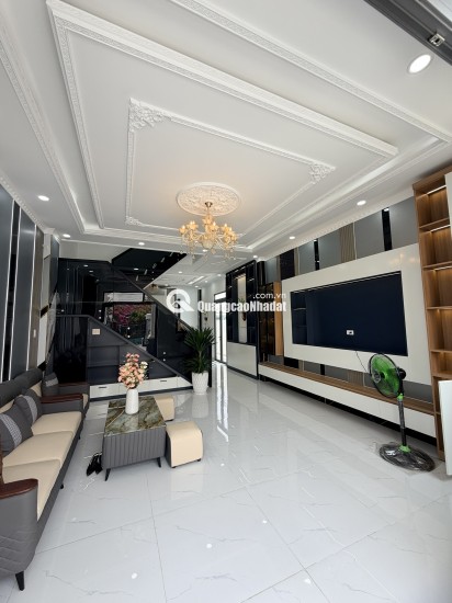 Villa vườn hiếm 6x33m ngay chợ Long Thượng – sân cực rộng, nhìn là mê. Giá full 4Ty250. SHR Hoàn Công